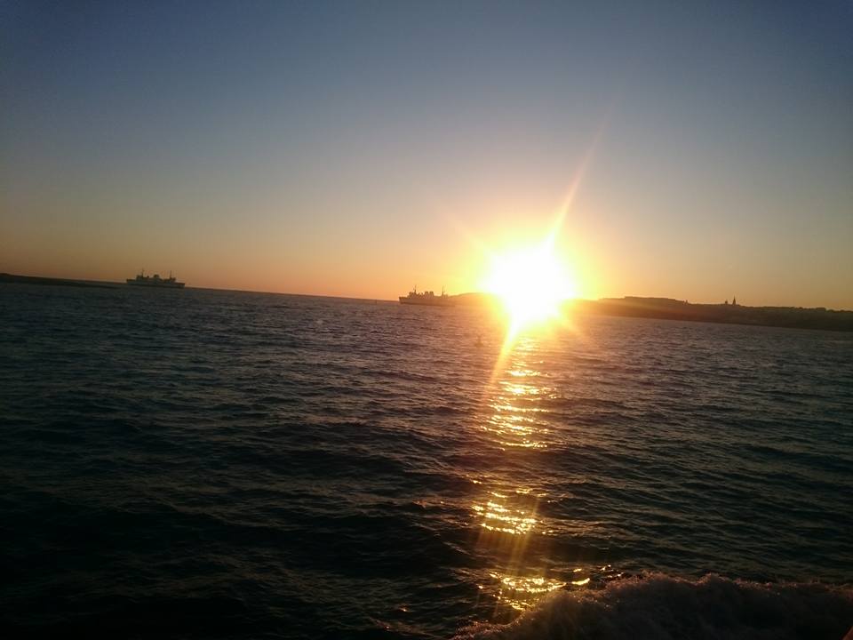 Travel, Oceans and Sunsets